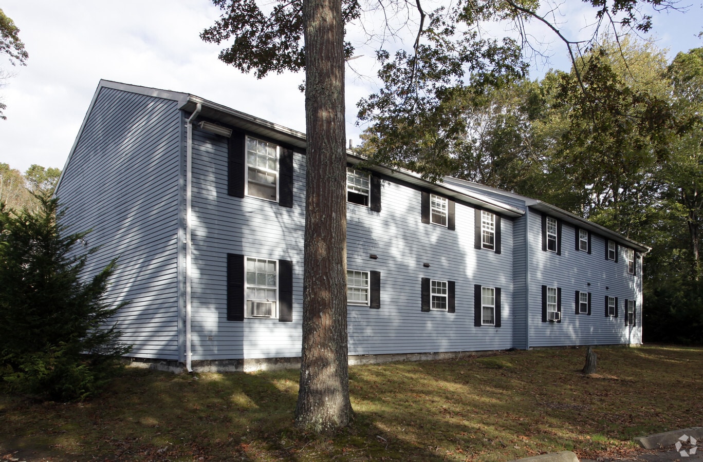 Yawgoo Valley Apartments - Yawgoo Valley Apartments