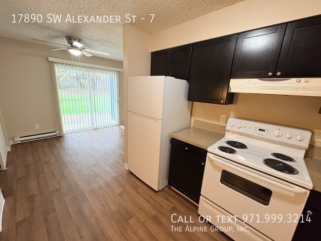 Photo - 17890 SW Alexander St Unit 7