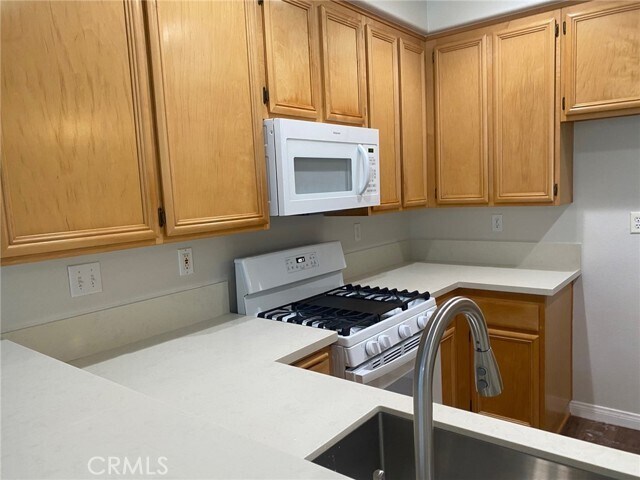 Photo - 105 Tierra Plano