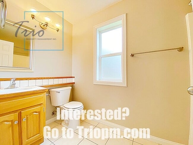 Photo - 1367 Lake Dr