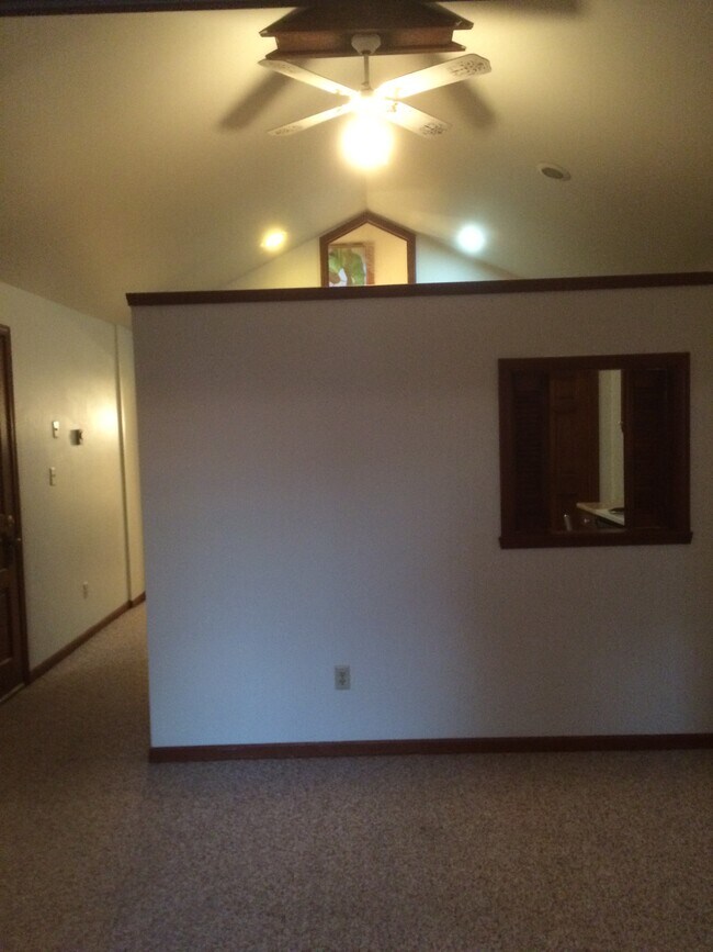 Photo - 32 N Main St Unit 3