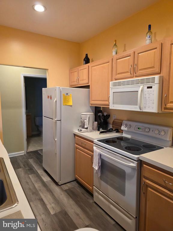 Building Photo - 100 Cascade Ln Unit 108