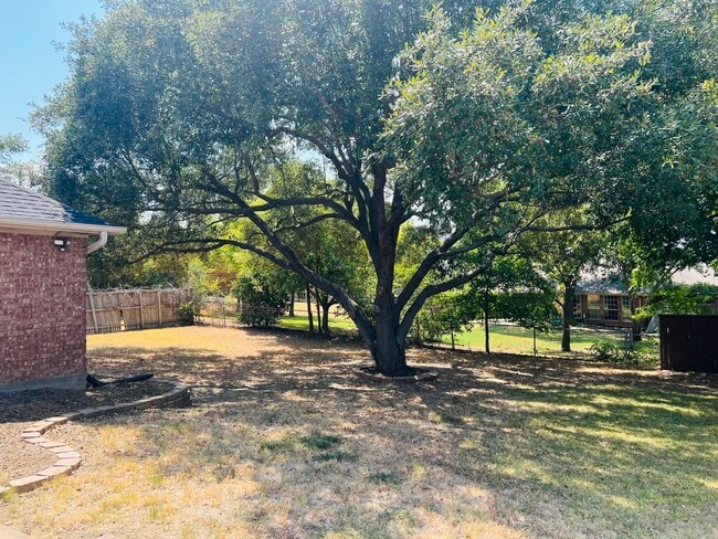 Photo - 7113 Holden Dr
