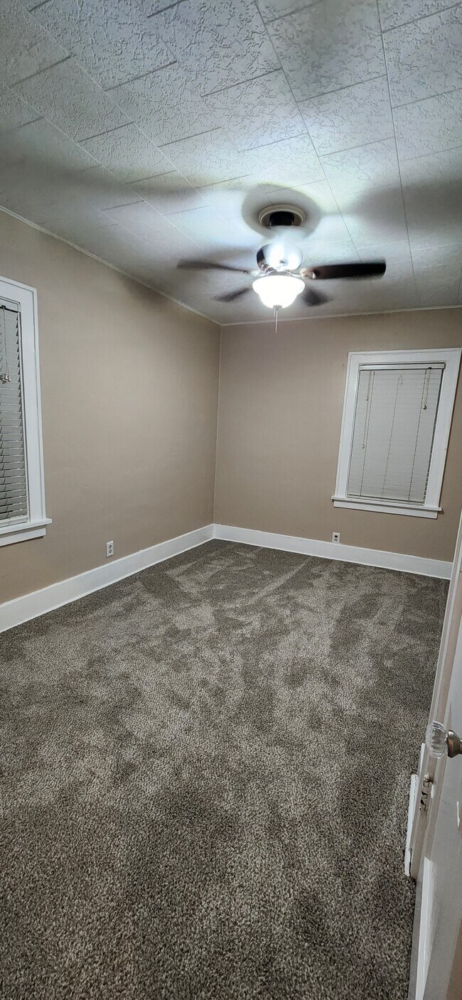 3300 Orleans Ave