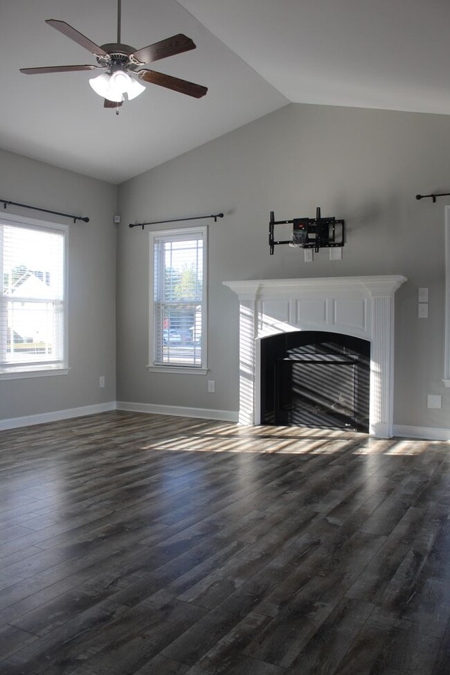 Photo - 228 Planters Ridge Dr