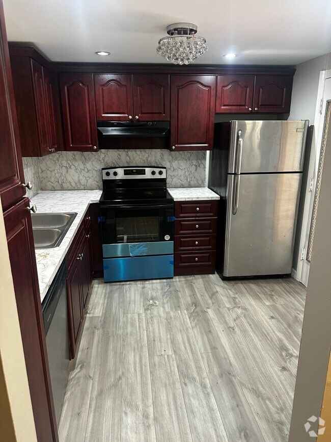 Building Photo - 403 NW 68th Ave Unit 214 Rental
