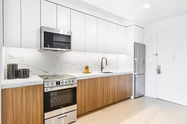 Photo - 123 Linden Blvd Unit 23B