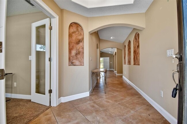 Photo - 108 Golfview Ct