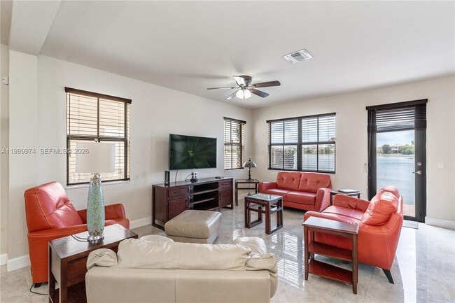 Photo - 8435 Lakeview Trail