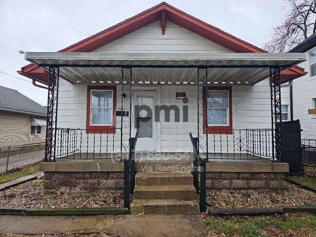 Building Photo - 2031 Southeastern Ave