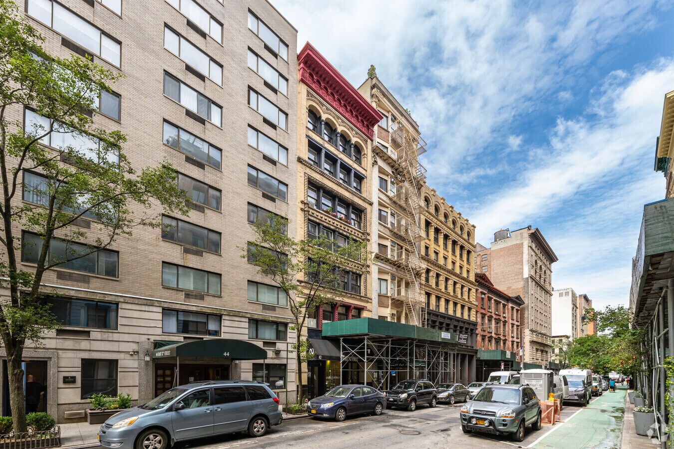 Photo - 42 E 12th St