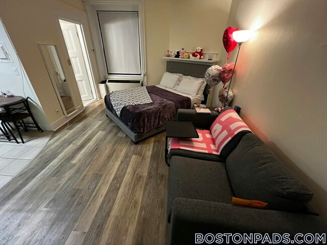 Photo - 62 Boylston St Unit 322