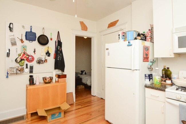 Photo - 1027 N Honore St Unit 1F