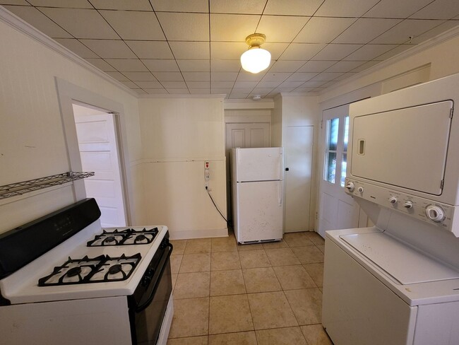 Photo - 2112KFRONT Unit 2116KDOWN-1