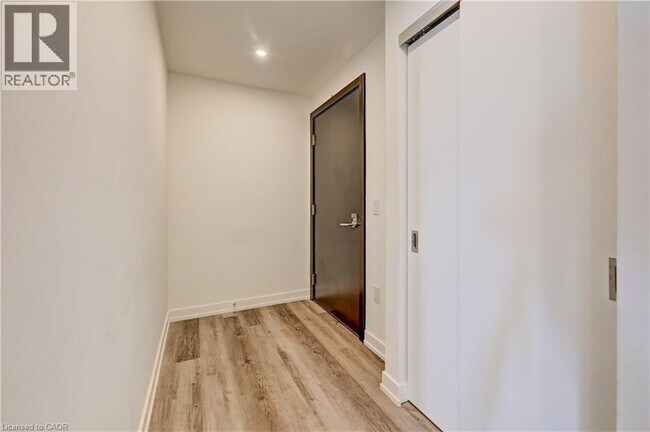 Photo - 15 Wellington St S Unit 2802