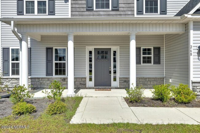 Photo - 268 Crossroads Store Dr