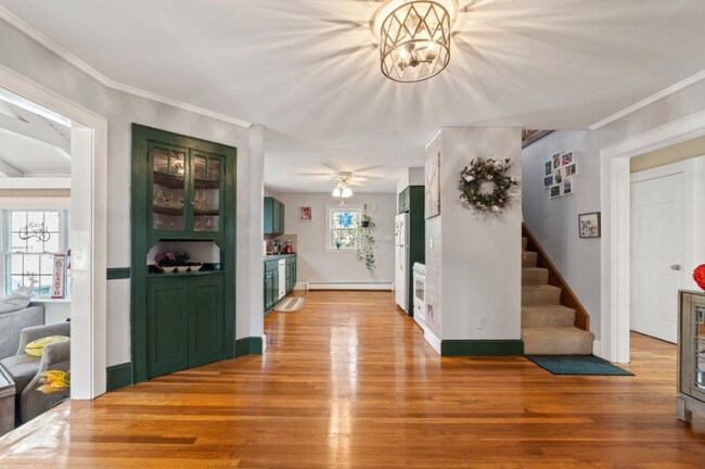 Photo - 101 W Plain St