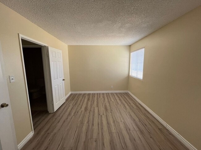 Photo - 7819 Walpole Ave