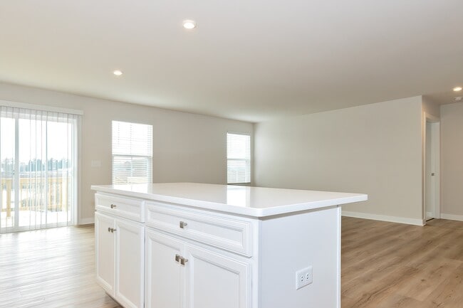 Modern Kitchen Elegance