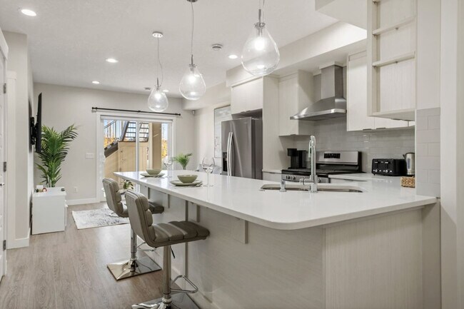 Photo - 89 Sage Bluff Rise NW Unit ID1314499P