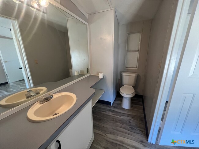 Building Photo - 148 Arthur Ln