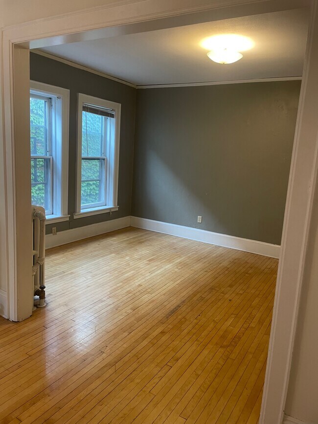 Photo - 1228 E Brady St Unidad B