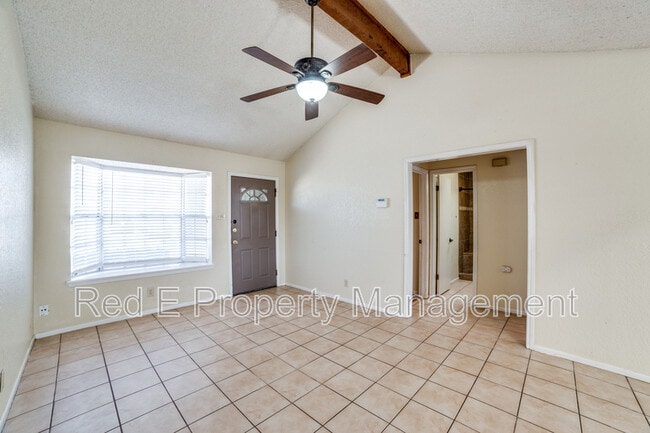 Photo - 5602 Ivanhoe St