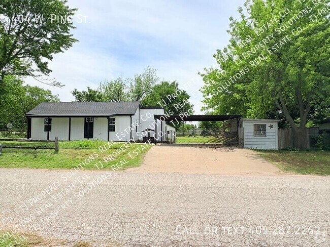 Building Photo - 404 W Pine St Rental