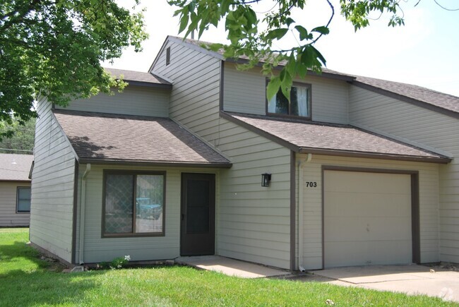 Building Photo - Northfield and Millstead Duplexes Rental