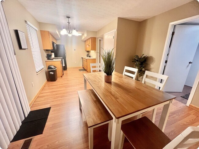 Photo - 4319 Frontenac Dr