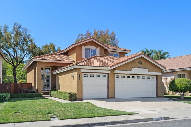 Photo - Meticulously Maintained Home in Temeku Hills, 4br/3ba, 3 Car Garage, 1981 sqft. + Enclosed Sunroo...