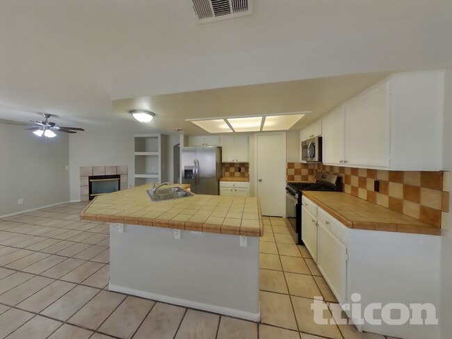 Photo - 2881 Deep Creek Ln