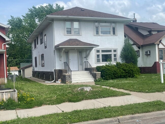 Photo - 3706 N Penn Ave Unidad 2