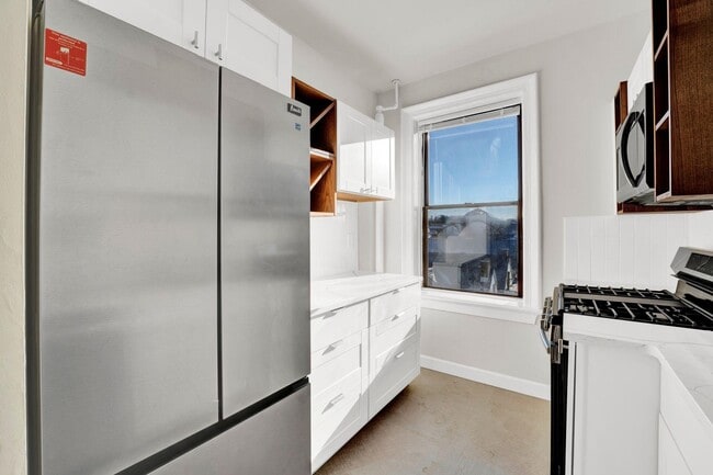 Photo - 275 Harrison Ave Unit E5