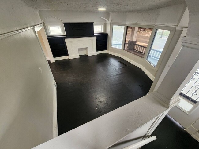 Photo - Charming 4-Bedroom Property in Prime Location