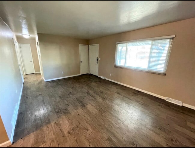 Photo - 9174 Lander St