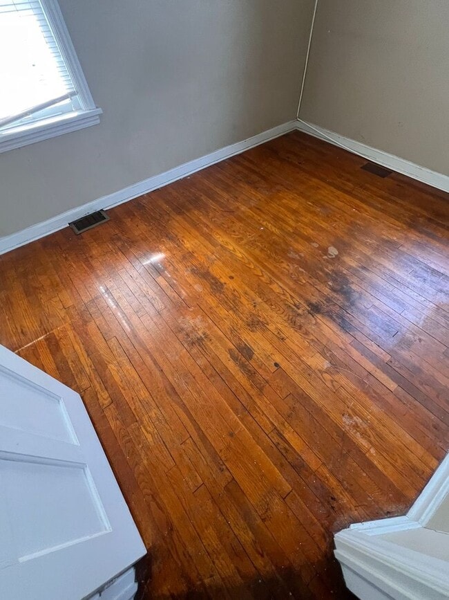 Photo - 3914 Brookside Blvd