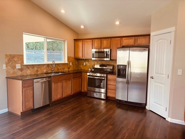 Photo - 935 Bosley Dr Casa