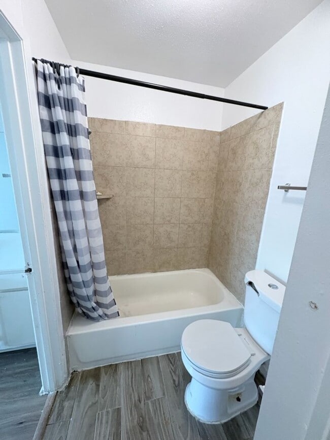 Photo - 6200 W Tidwell Rd