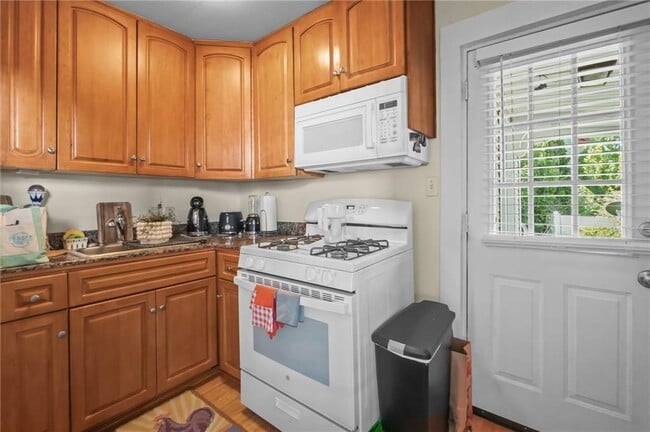 Photo - 29 Dean Ave Unit 1F