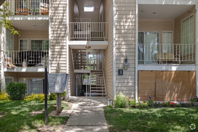 Building Entrance - Carriage Crossing Condominiums