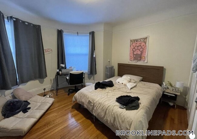 Photo - 48 Babcock St Unit 1