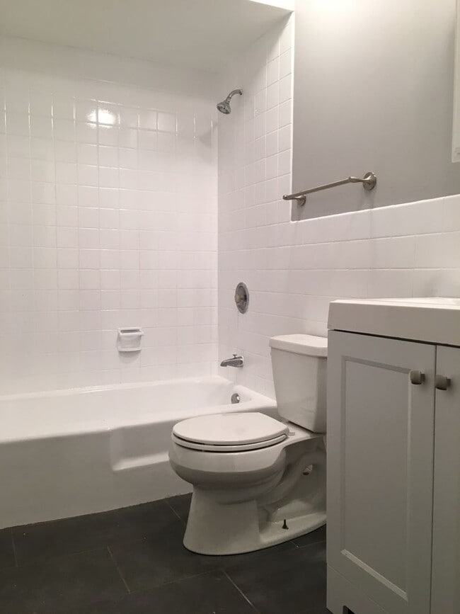 Central Apts LLC