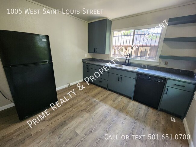 Photo - 1005 W St Louis St