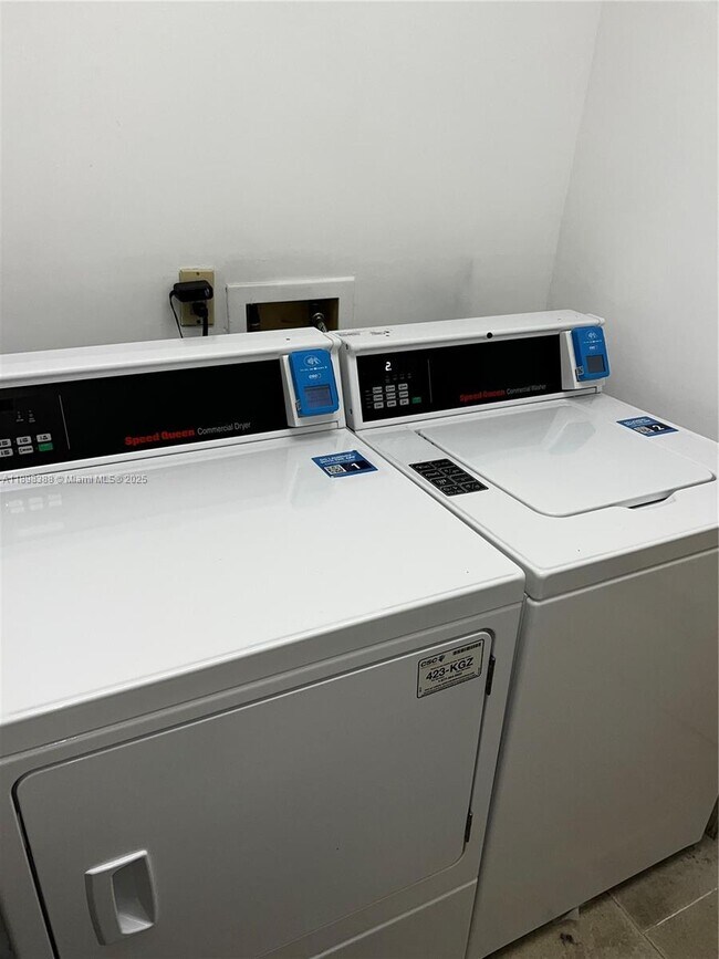 Photo - 1455 N Treasure Dr