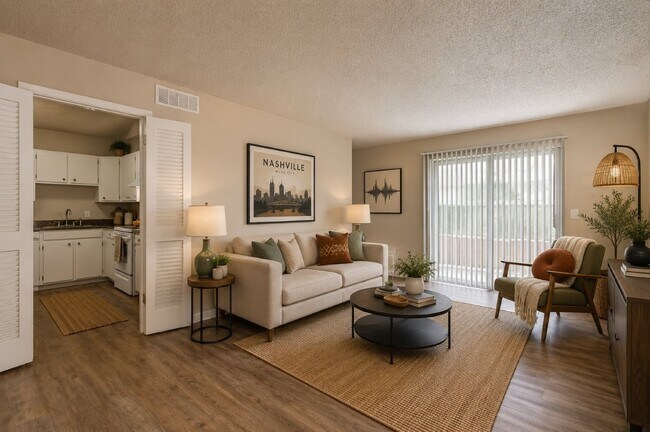Hickory Creek Apartment and Townhomes