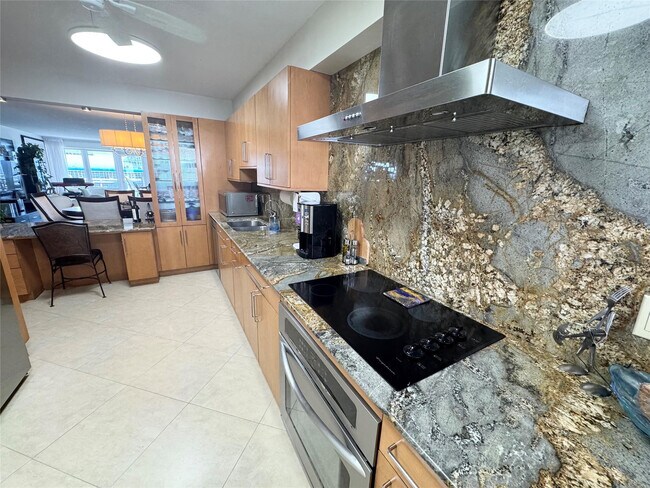 Photo - 4100 Galt Ocean Dr Unidad 1406