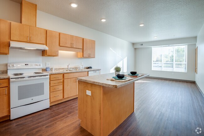 2BR, 1BA - 910SF