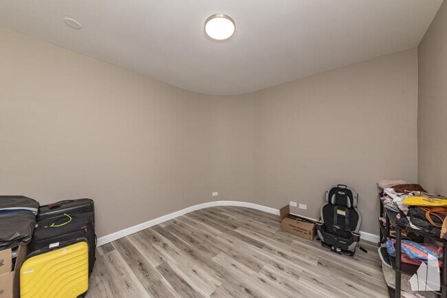 Photo - 2 bedroom in Chicago IL 60626 Unit 1E
