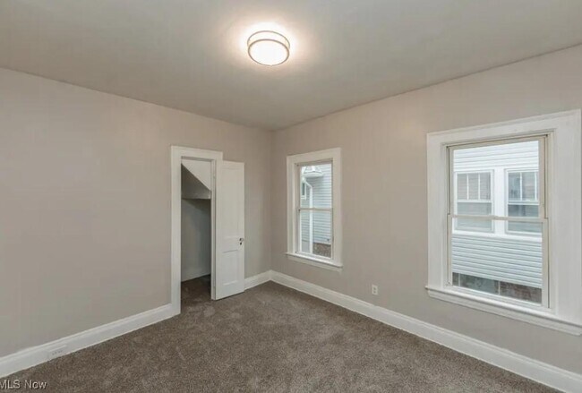 Photo - 3318 W 94th St